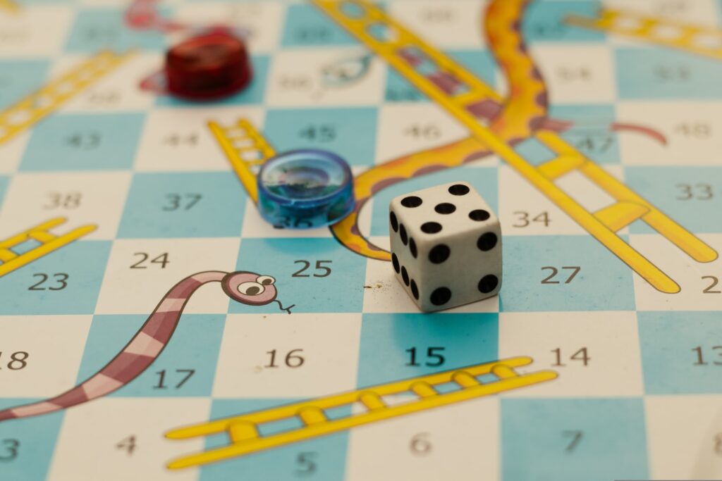 ular tangga, snakes and ladders, permainan, board game